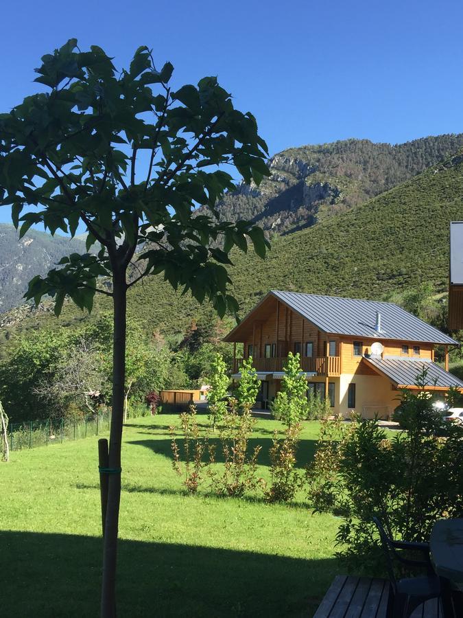 Les Chalets Fleurs De France - Kota Saint-Dalmas Bagian luar foto