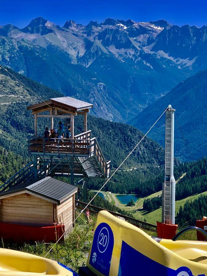 Les Chalets Fleurs De France - Kota Saint-Dalmas Bagian luar foto